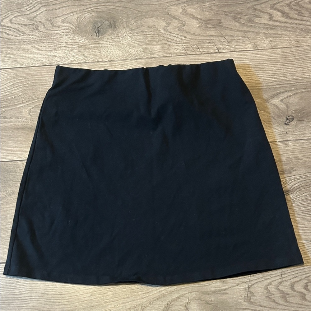 H&M Black Mini Skirt - Simple A-Line